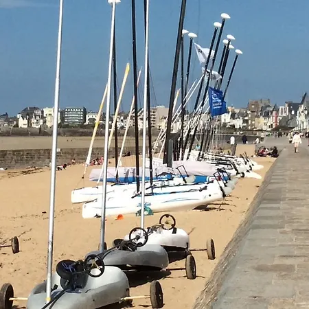Bel Horizon, Au Pied De La Du Sillon * Saint Malo